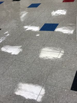 Before and After Floor Strip and Wax in Rockhill, SC (2)