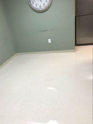 Before & After Commercial Floor Strip & Wax in Charlotte, NC (2)