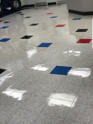 Before and After Floor Strip and Wax in Rockhill, SC (4)