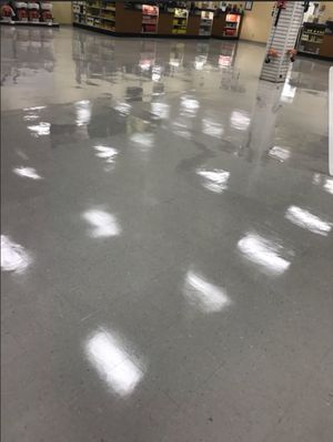 Before and After Floor Strip and Wax in Charlotte, NC. (4)